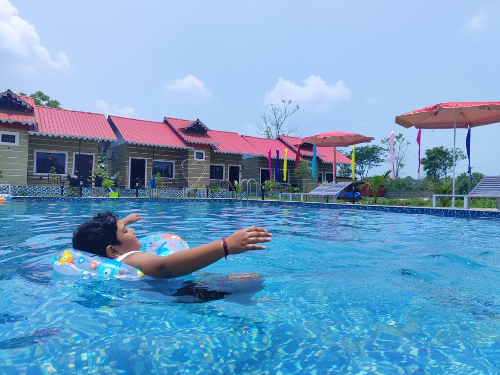 Best resort in lataguri with swimming pool